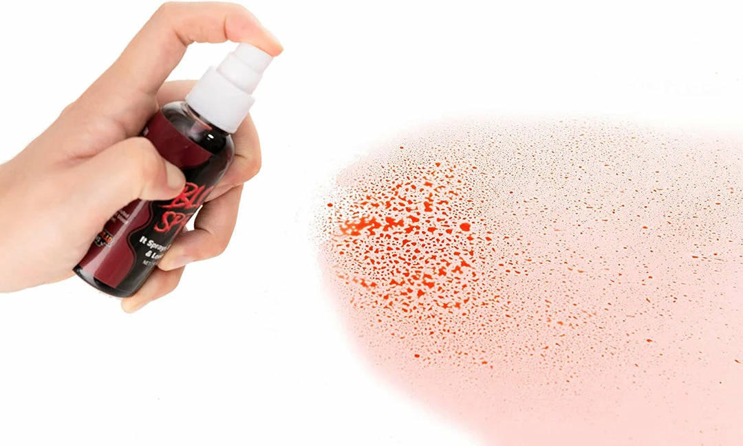 Spooktacular Creations 2oz Vampire Spray Fake Blood Cosplay Makeup, 4 Packs 6 Spooktacular Creations 2oz Vampire Spray Fake Blood Cosplay Makeup, 4 Packs